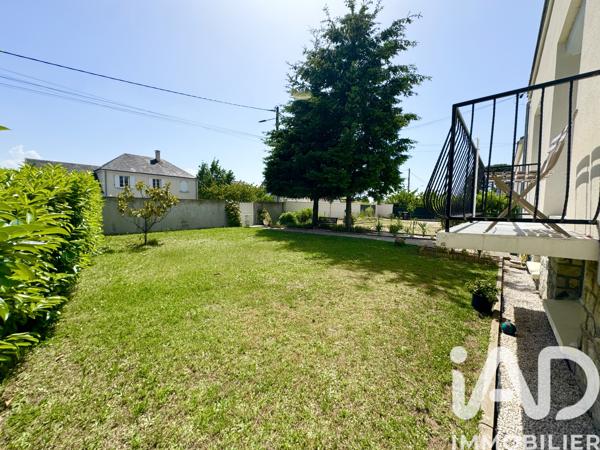 Maison à vendre 6 pièces 150 m² Saint-Hilaire-Saint-Mesmin