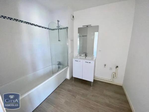 Appartement à louer 2 pièces 51.2m²