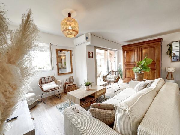 Saint Aygulf (83370) T3 transformé en T2 Saint Aygulf, terrasse, 300 mètres à pied des plages garage fermé