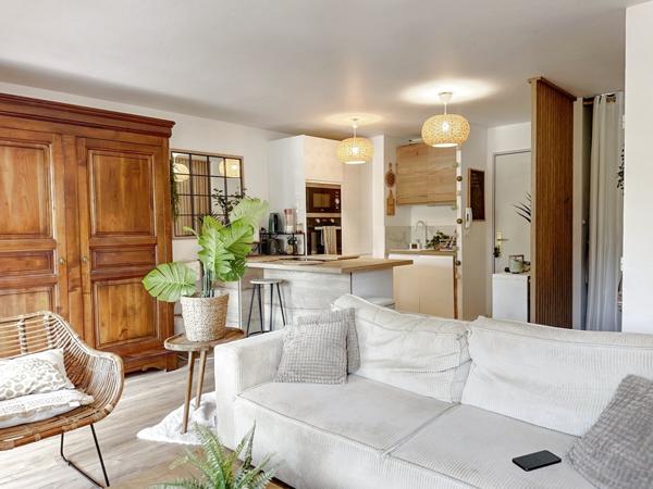 Saint Aygulf (83370) T3 transformé en T2 Saint Aygulf, terrasse, 300 mètres à pied des plages garage fermé