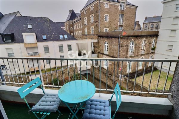 VANNES CENTRE - T2 AVEC BALCON