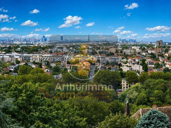 Vente                                                      Appartement
                        
                     7 pièces                      137 m2                     à Chennevières-sur-Marne
