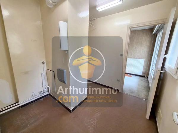 Vente                                                      Appartement
                        
                     7 pièces                      137 m2                     à Chennevières-sur-Marne