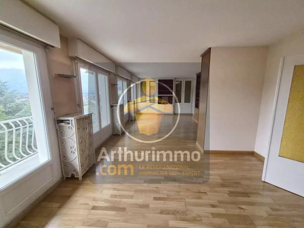 Vente                                                      Appartement
                        
                     7 pièces                      137 m2                     à Chennevières-sur-Marne
