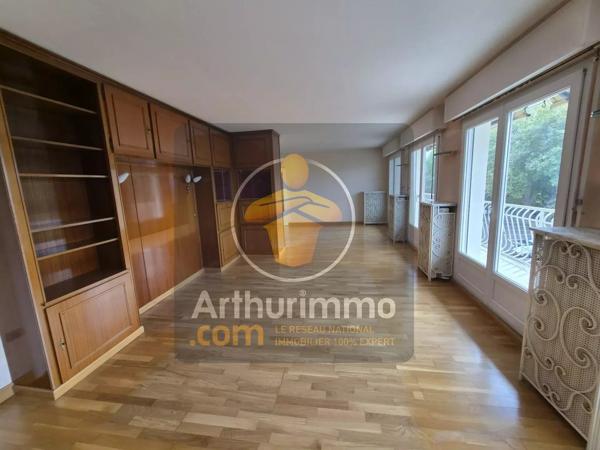 Vente                                                      Appartement
                        
                     7 pièces                      137 m2                     à Chennevières-sur-Marne