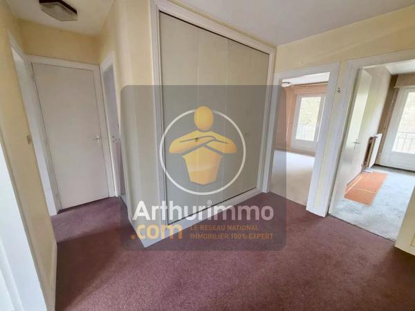 Vente                                                      Appartement
                        
                     7 pièces                      137 m2                     à Chennevières-sur-Marne