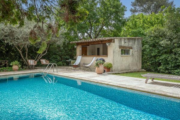 L'Élégance Architecturale Maison d'architecte Nimes 5 pièce(s) 182.8 m2