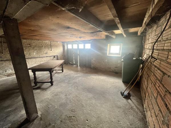Maison à vendre 66 780 € Champagnac-la-Rivière 5 p 87 m² DPE G
