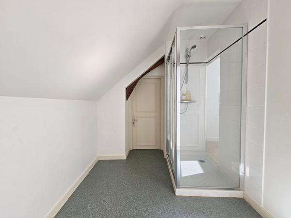 Maison Hyper centre - 7 chambres - Jardin arboré sans vis à vis