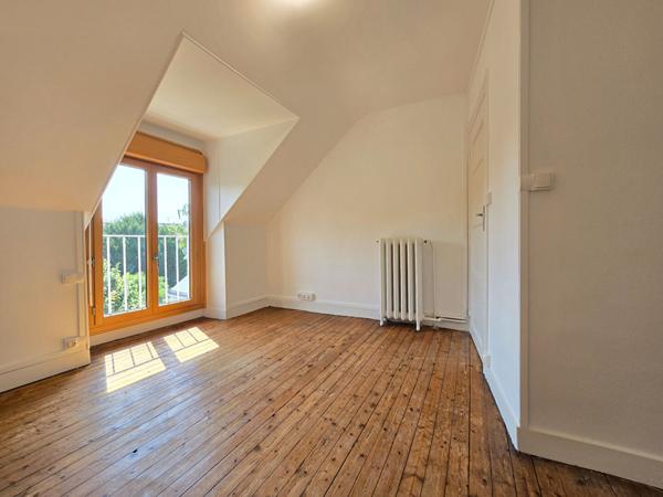 Maison Hyper centre - 7 chambres - Jardin arboré sans vis à vis