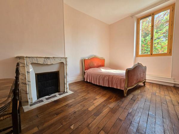 Maison Hyper centre - 7 chambres - Jardin arboré sans vis à vis