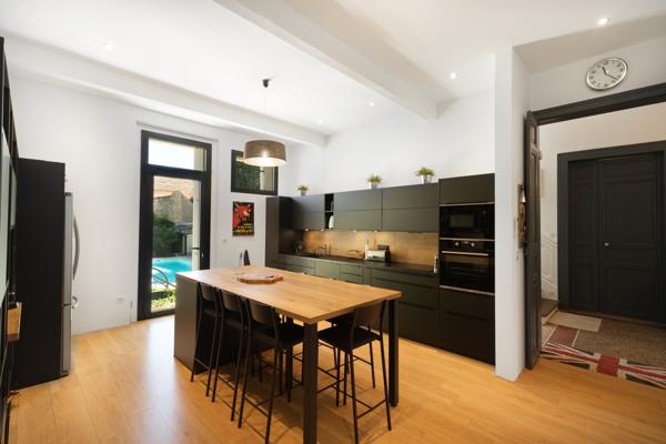 Montpellier (34000) EXCLUSIVITE - MONTPELLIER OUEST - Maison de Maître rénovée - 380 m2 - Piscine - Garage