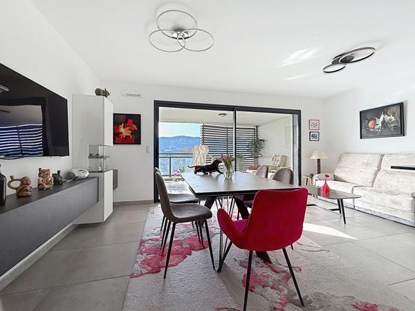 T3 MAURICE FAURE 65 m² avec terrasse de 21 m² un garage et un stationnement