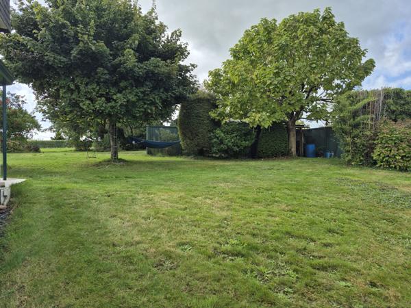 Sulniac (56250) Maison traditionnelle lumineuse dans un cadre bucolique.