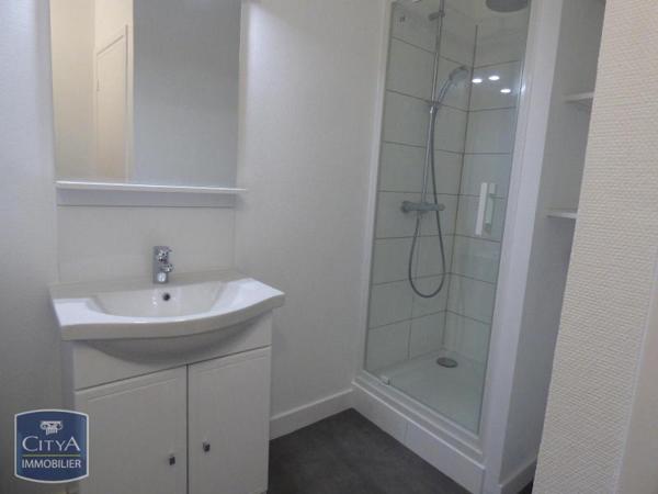 Appartement à louer 4 pièces 97.13m²