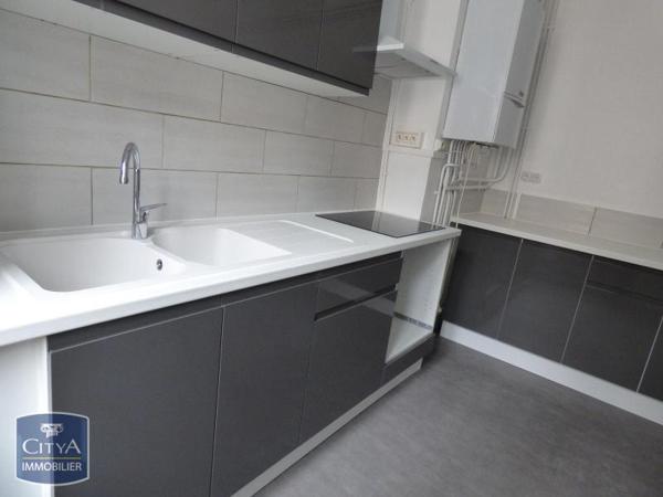 Appartement à louer 4 pièces 97.13m²