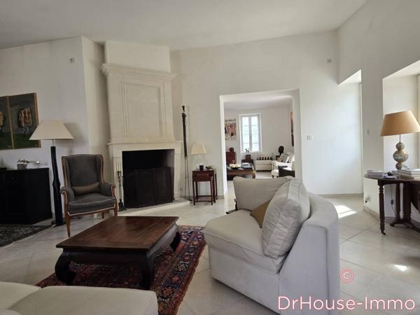 Maison à vendre 10 pièces de 300 m²