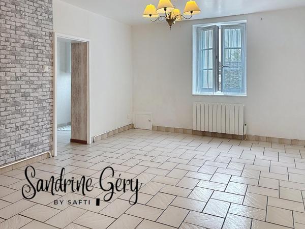 maison plein centre Pouancé