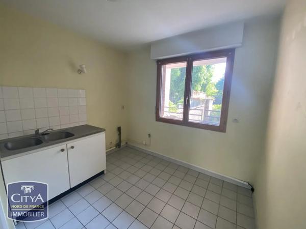 Appartement à louer 3 pièces 67.3m² Lille (59800)