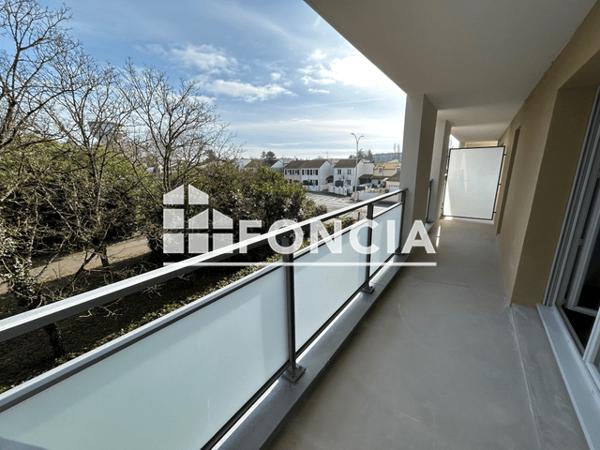 Location Appartement 2 pièces 44.17 m² - 17 RUE JEAN RICHARD BLOCH Poitiers 86000