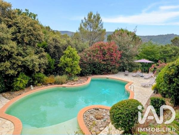 Maison à vendre 8 pièces 280 m² Pierrefeu-du-Var