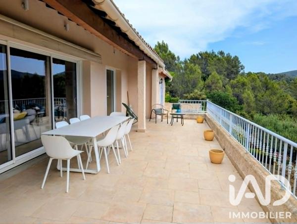 Maison à vendre 8 pièces 280 m² Pierrefeu-du-Var