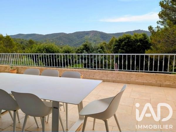 Maison à vendre 8 pièces 280 m² Pierrefeu-du-Var