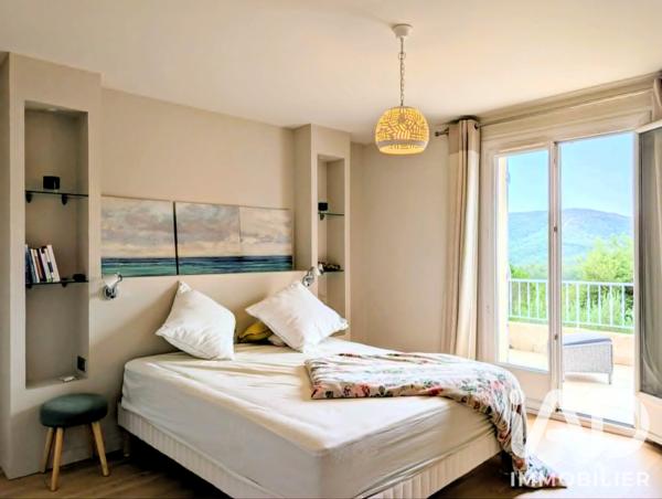 Maison à vendre 8 pièces 280 m² Pierrefeu-du-Var