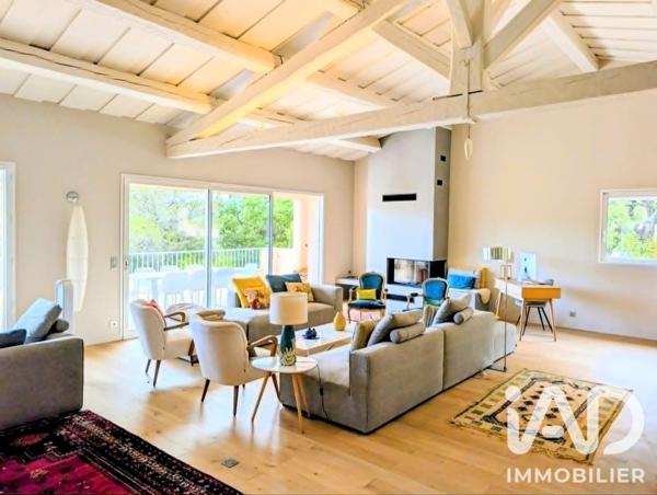 Maison à vendre 8 pièces 280 m² Pierrefeu-du-Var