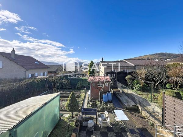 Maison familiale située dans un quartier calme