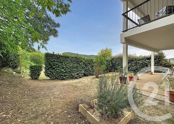 Appartement F3 à vendre  3 pièces - 61,47 m 2   CLERMONT FERRAND  - 63