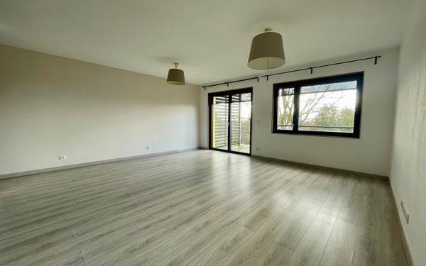 Appartement à vendre    3 pièces • 65,38 m2 Brunoy