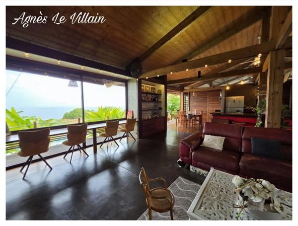 Villa d'Architecte d'Exception sur 4 500 m2 Vue Mer