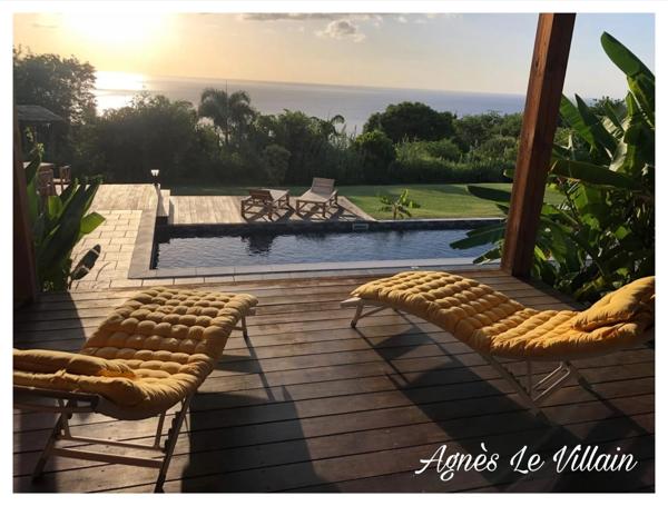 Villa d'Architecte d'Exception sur 4 500 m2 Vue Mer