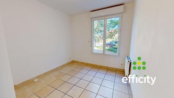 Appartement
         3 pièces
        - 62 m² 269 000 € *