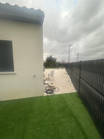 Villa plain pied de 104m2 habitable sur un terrain 3 faces avec garage