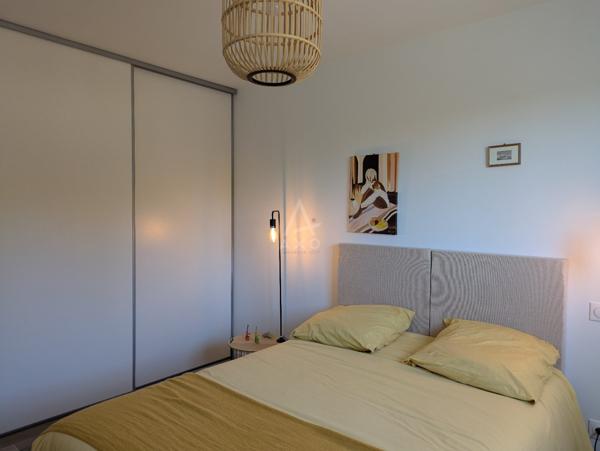 Maison contemporaine 106 m² – Piscine – terrasse 50m² -  Garage 25.76 m² – Aucun travaux
