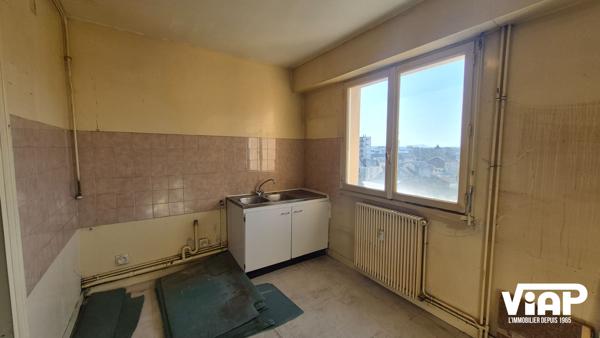 Appartement de 100m2 avec Balcon , Limoges Appartement de 100m2 avec Balcon , Limoges