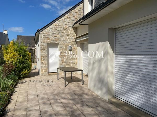 Maison 9 pièce(s) 5 chambre(s) 176 m²