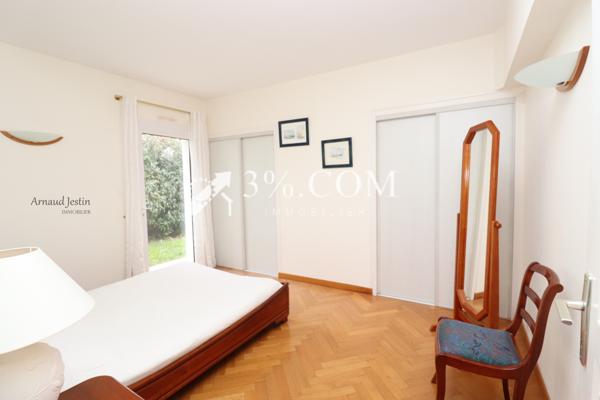 Maison 9 pièce(s) 5 chambre(s) 176 m²