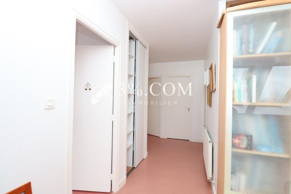 Maison 9 pièce(s) 5 chambre(s) 176 m²