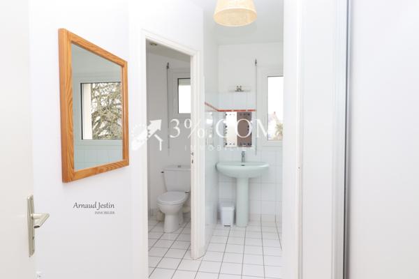 Maison 9 pièce(s) 5 chambre(s) 176 m²