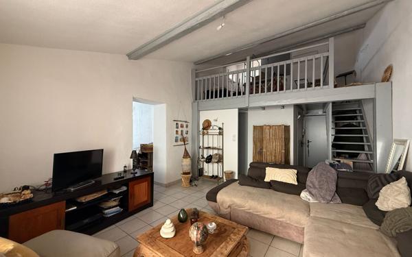 Appartement à louer    3 pièces •  Trouillas