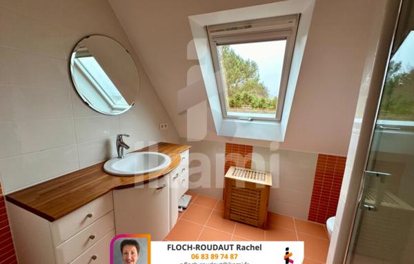 La plage à pied pour cette magnifique maison familiale.