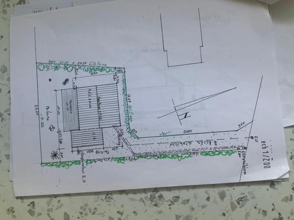Beau terrain hors lotissement en cours de viabilisation