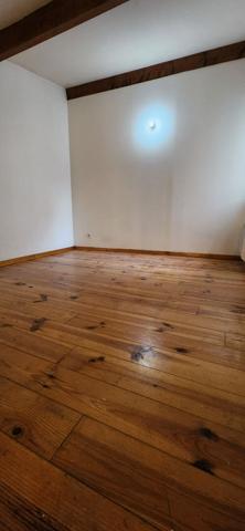 Maison de rue ATYPIQUE Tournon Sur Rhone 4 pièce(s) 65 m2