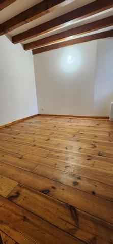 Maison de rue ATYPIQUE Tournon Sur Rhone 4 pièce(s) 65 m2