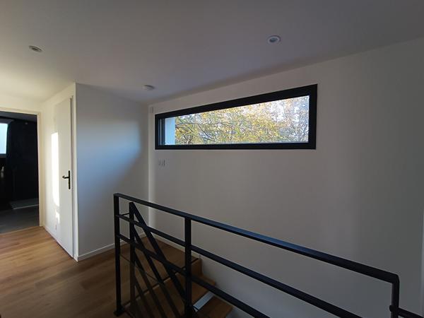 Magnifique contemporaine de 4 chambres à vendre idéalement située à Vannes dans secteur recherché