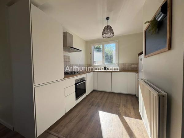 Location Appartement 3 pièces 70 m2 à Lons-le-Saunier