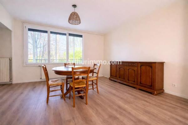 Location Appartement 3 pièces 70 m2 à Lons-le-Saunier